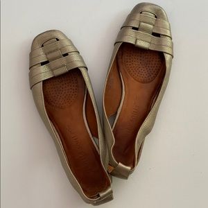 Gentle Souls by Kenneth Cole Flats